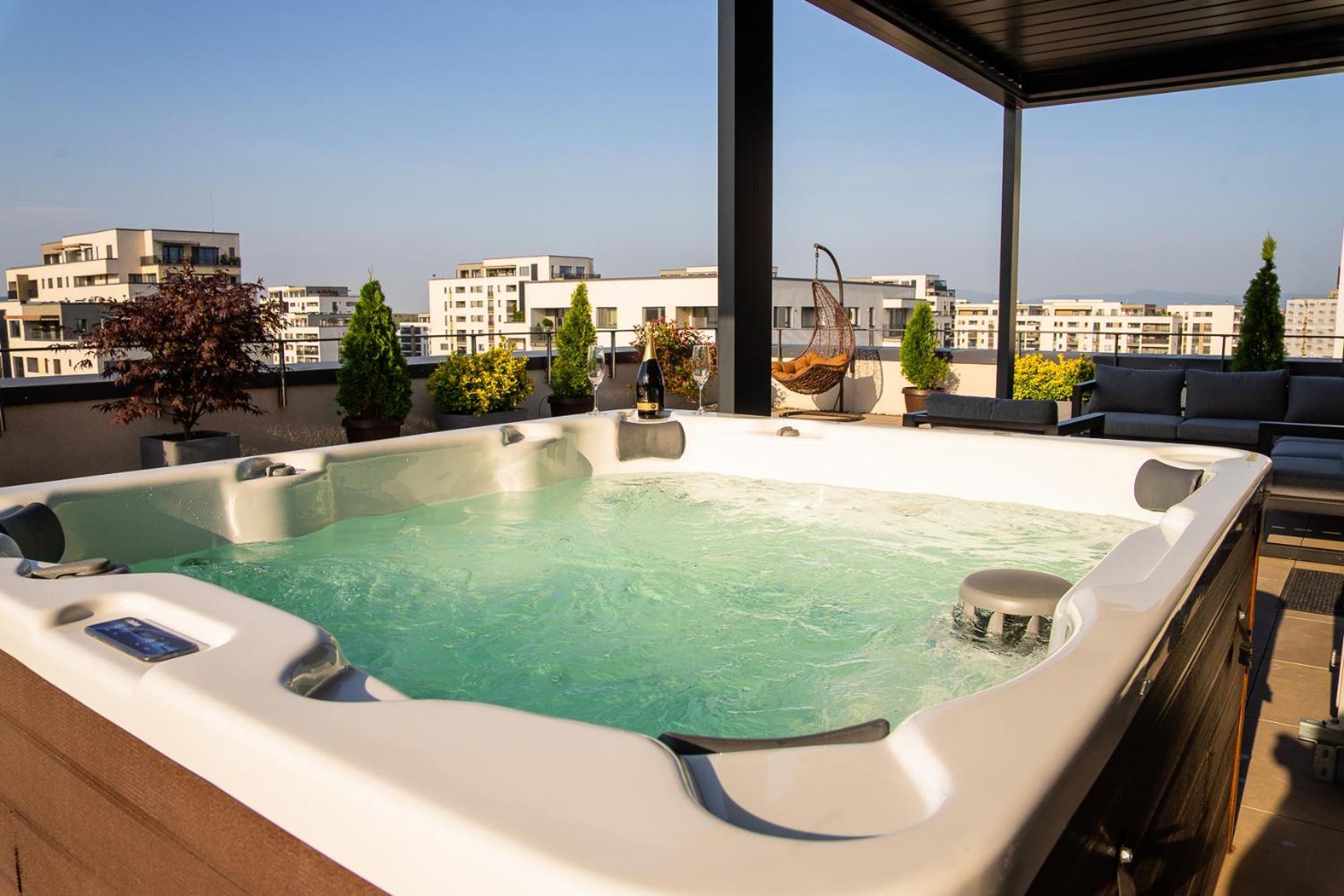 Penthouse Eliza - Coressi Brasov Exterior photo
